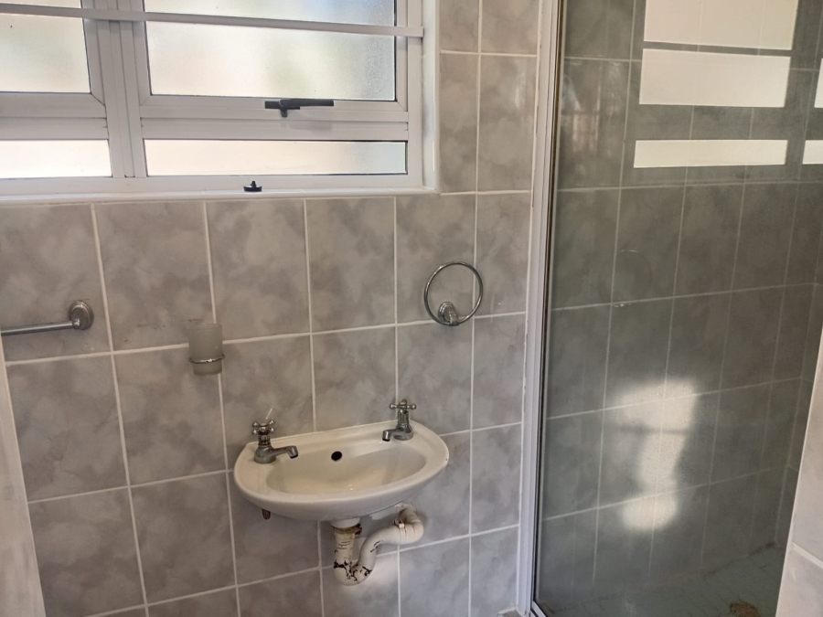 2 Bedroom Property for Sale in Beacon Bay North Eastern Cape